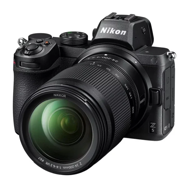 Appareil photo Hybride NIKON Z5 + Z 24-200mm f/4-6.3 VR